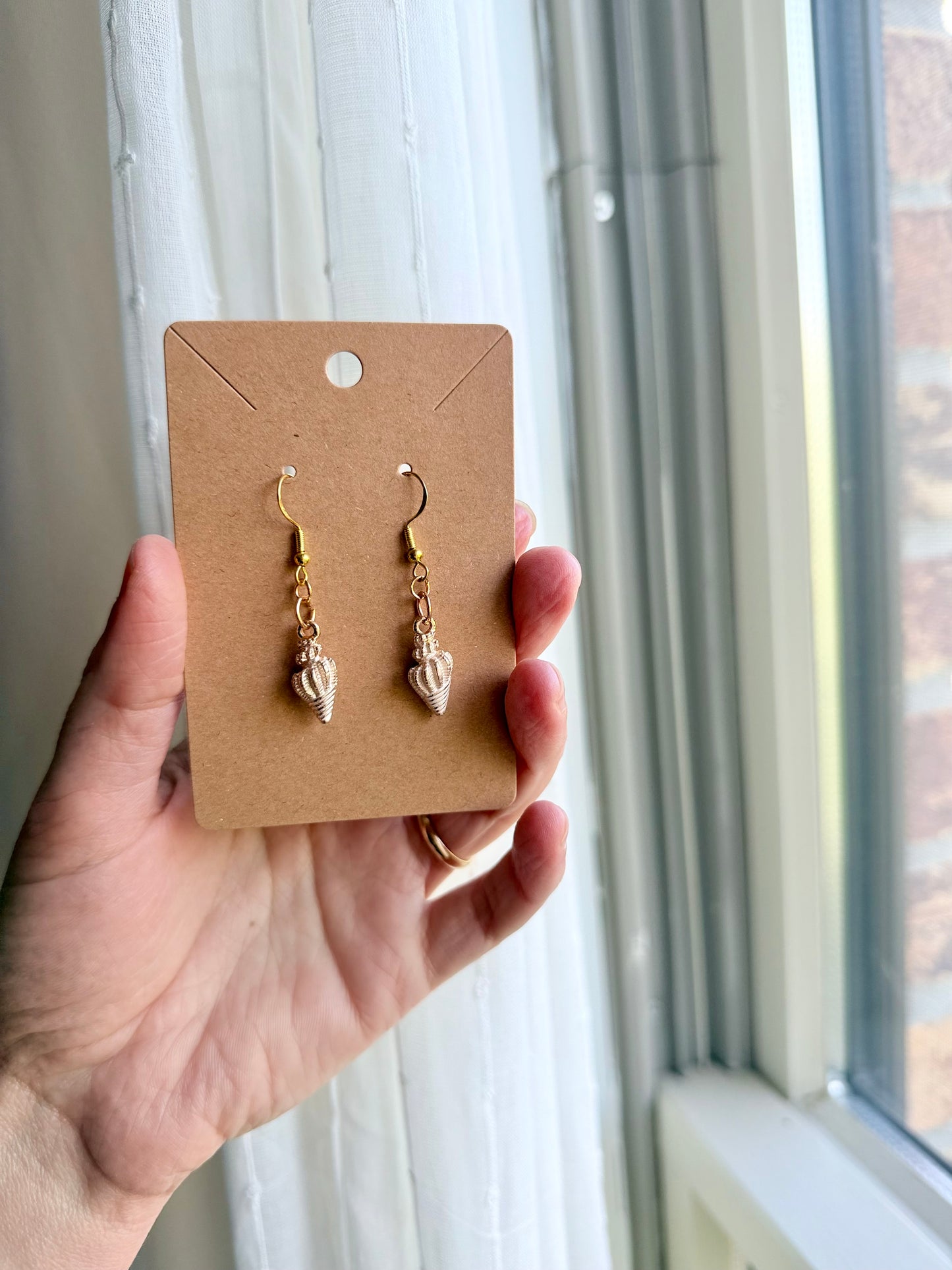 Beach Shell | Conch Seashell | Dangle Earrings | Summer Earrings